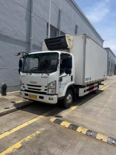 Qingling Isuzu KV600 135 hp 4X2 5.02 m - фото 1