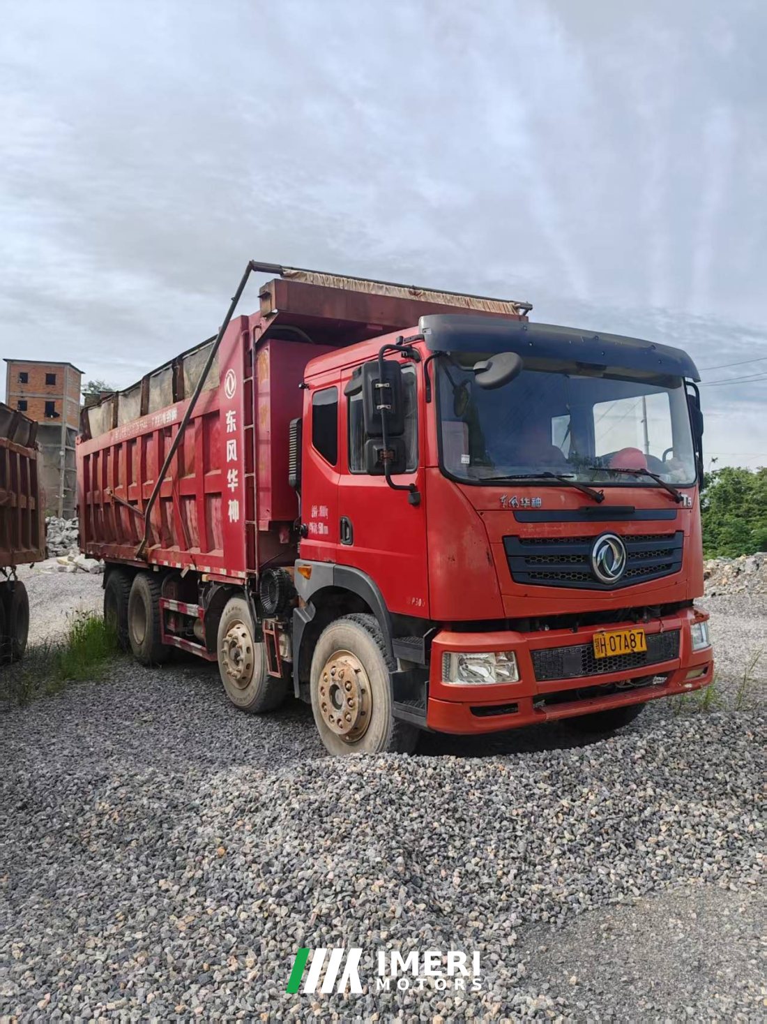 Dongfeng Huashen T5 300 hp 8X4 6.2 m - სატვირთო ჩინეთიდან