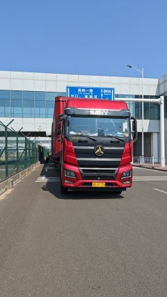SANY 460 hp 6X4 - фото 2