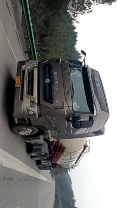 Sinotruk HOWO T7H 430 hp 6X4 - ფოტო 3