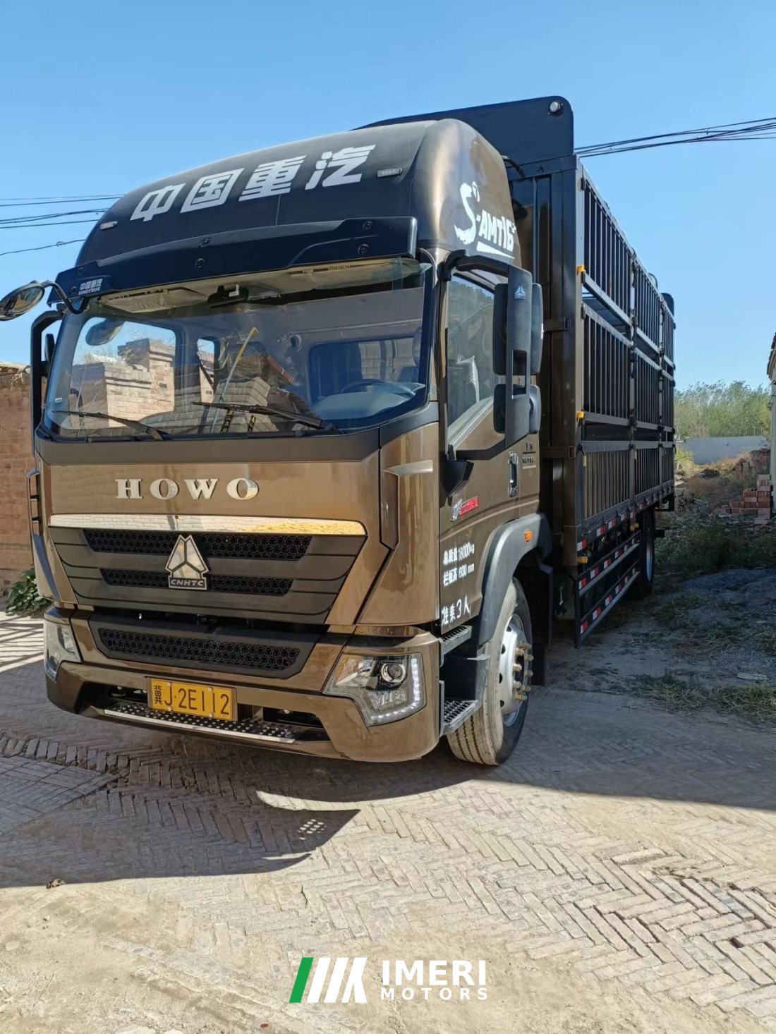 SINOTRUK HOWO Light Duty Truck G5X 220 hp 4X2 6.75 m - truck from China