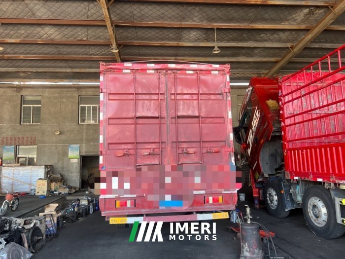 SINOTRUK HOWO Light Duty Truck Royal Faction 160 hp 4X2 4.5 m - truck from China