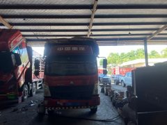 SINOTRUK HOWO Light Duty Truck Royal Faction 160 hp 4X2 4.5 m - photo 3