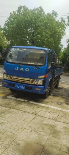JAC T7 200 hp 4X2 4.15 m - photo 2