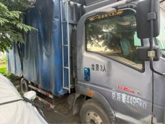 SINOTRUK HOWO Light Duty Truck Dream Chaser 130 hp 4X2 4.2 m - photo 4