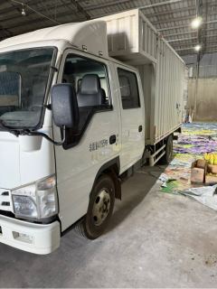 Qingling Isuzu 100P 120 hp 4X2 3.25 m - photo 3