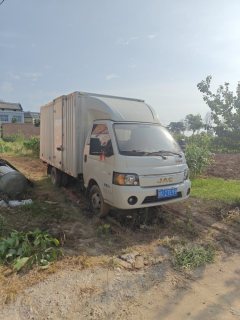 JAC X6 120 hp 4X2 3.8 m - ფოტო 1
