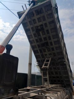 United Trucks U 440 hp 8X4 8 m - ფოტო 5