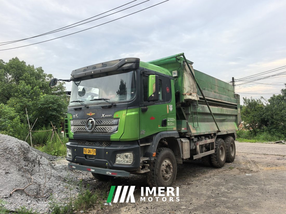 Shacman Delong X3000 350 hp 6X4 5.6 m - truck from China