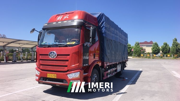 2024 FAW Jiefang J6L 240 hp 4X2 6.8 m
