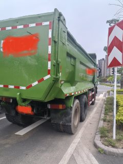 SAIC Hongyan Genlyon 390 hp 6X4 6 m - фото 7