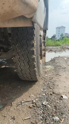 SAIC Hongyan Genlyon 430 hp 8X4 8.3 m - ფოტო 6
