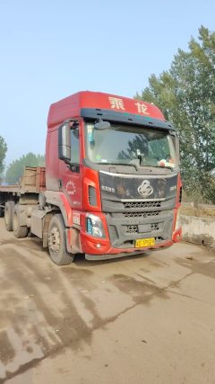 Dongfeng Liuzhou Chenglong H5 430 hp 6X4 - ფოტო 2