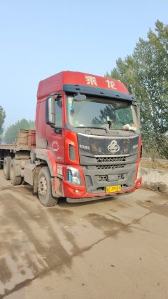 Dongfeng Liuzhou Chenglong H5 430 hp 6X4 - ფოტო 3