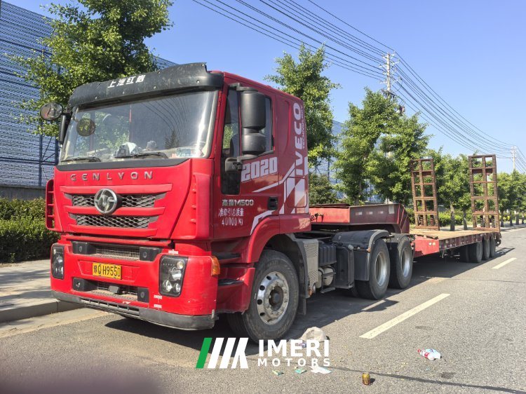 2021 SAIC Hongyan Genlyon 520 hp 6X4