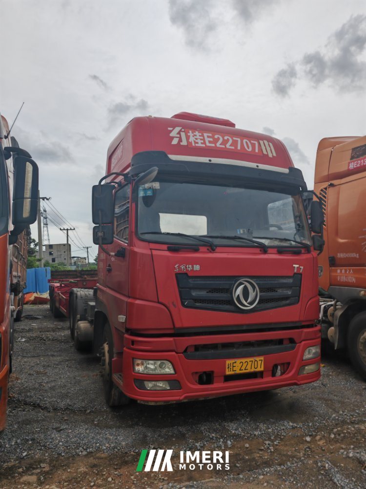 2020 Dongfeng Huashen T7 430 hp 6X4