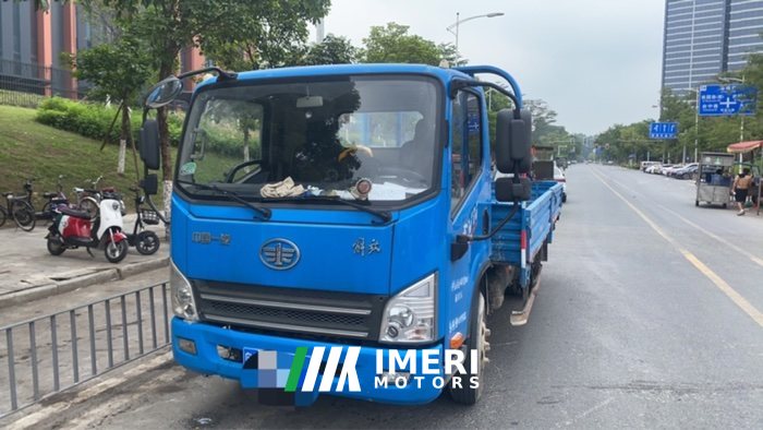 FAW Jiefang Tiger VR 110 hp 4X2 3 m - truck from China