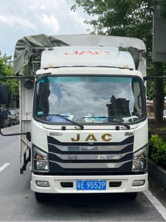 JAC N6 160 hp 4X2 4.2 m - ფოტო 1