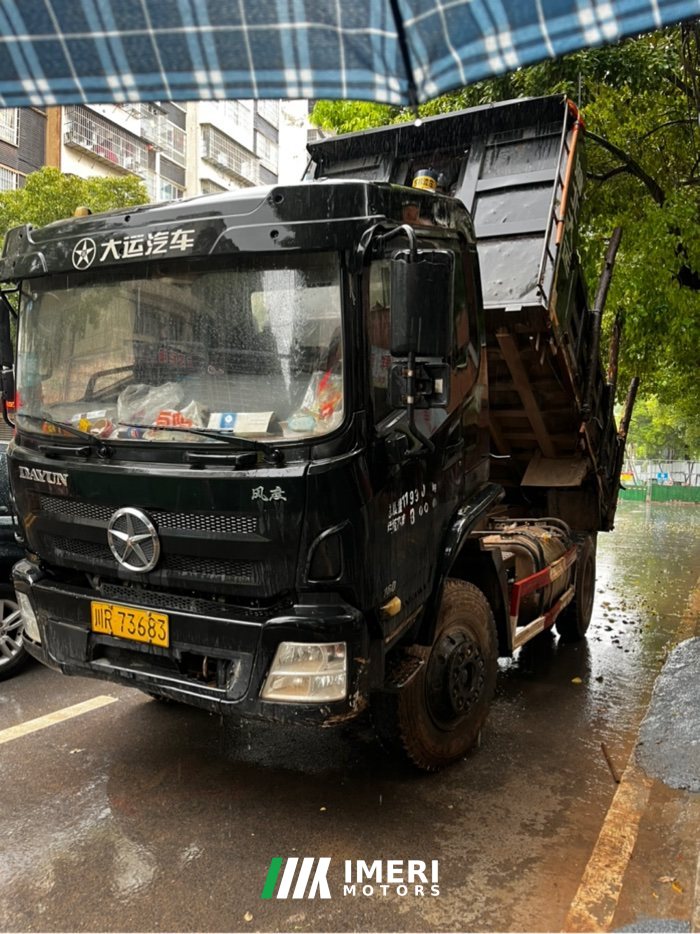 Dayun 140 hp 4X2 4.2 m - truck from China