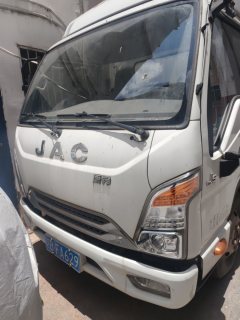 JAC J5 116 hp 4X2 4.15 m - ფოტო 1