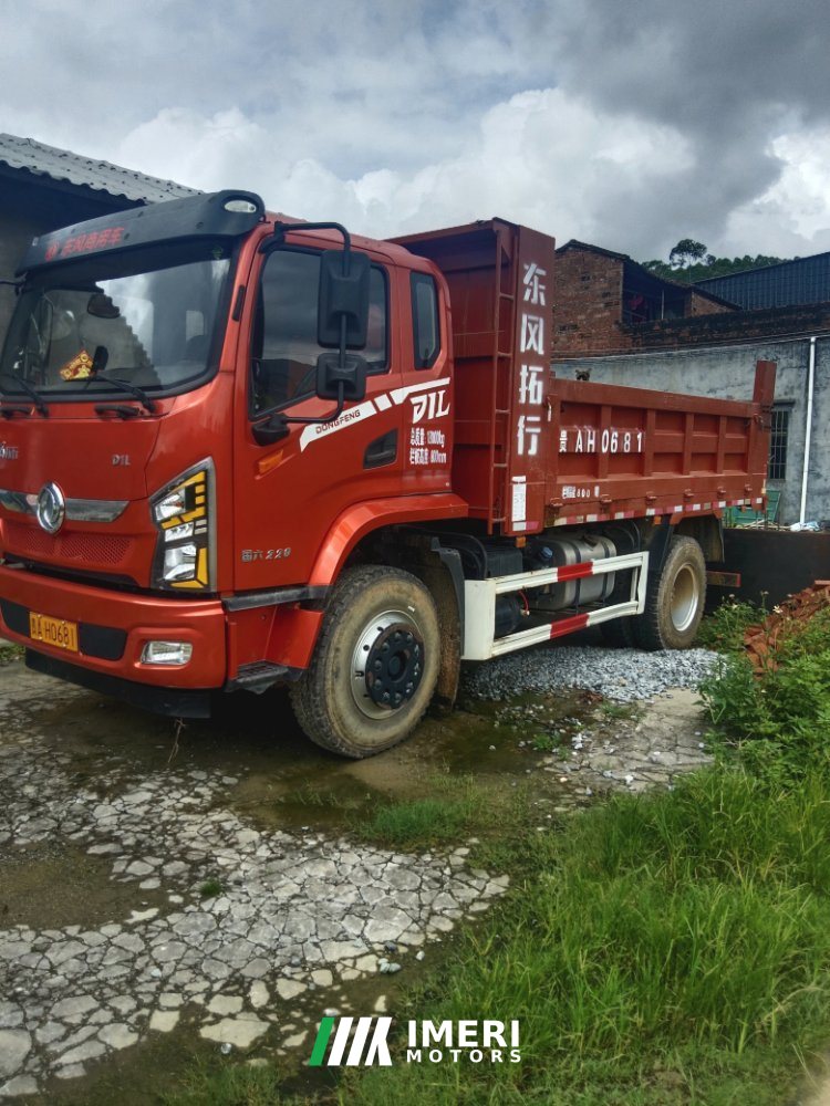 Dongfeng D1 220 hp 4X2 4.5 m - грузовик из Китая