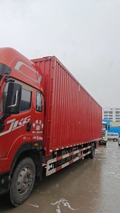 FAW Jiefang JK6 290 hp 4X2 6.8 m - ფოტო 3