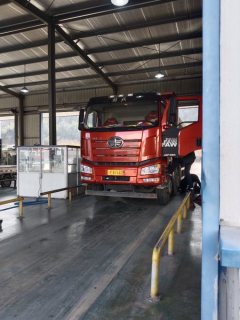 FAW Jiefang J6P 375 hp 8X4 6.2 m - ფოტო 1