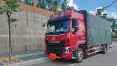 Dongfeng Liuzhou Chenglong H5 350 hp 4X2 6.8 m - ფოტო 2