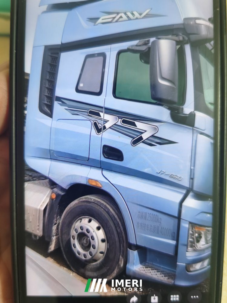 2024 FAW Jiefang J7 660 hp 6X4