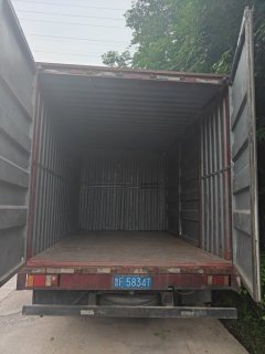 SINOTRUK HOWO Light Duty Truck Hanjiang 143 hp 4X2 4.15 m - ფოტო 5