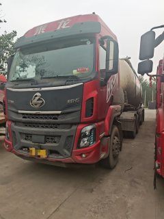 Dongfeng Liuzhou Chenglong H5 480 hp 6X4 - ფოტო 1