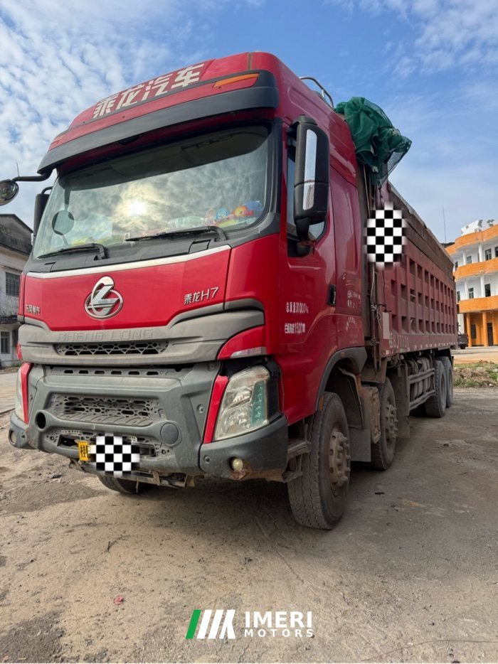2019 Dongfeng Liuzhou Chenglong H7 500 hp 8X4 8.2 m