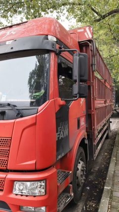FAW Jiefang J6L 220 hp 4X2 6.75 m - photo 1