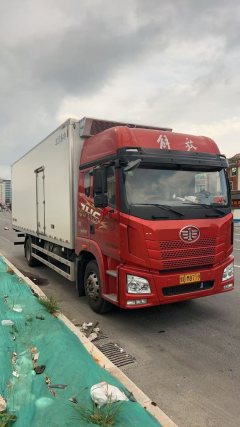 FAW Jiefang J6L 300 hp - ფოტო 3