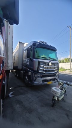 Sinotruk HOWO Max 480 hp 6X4 - ფოტო 1