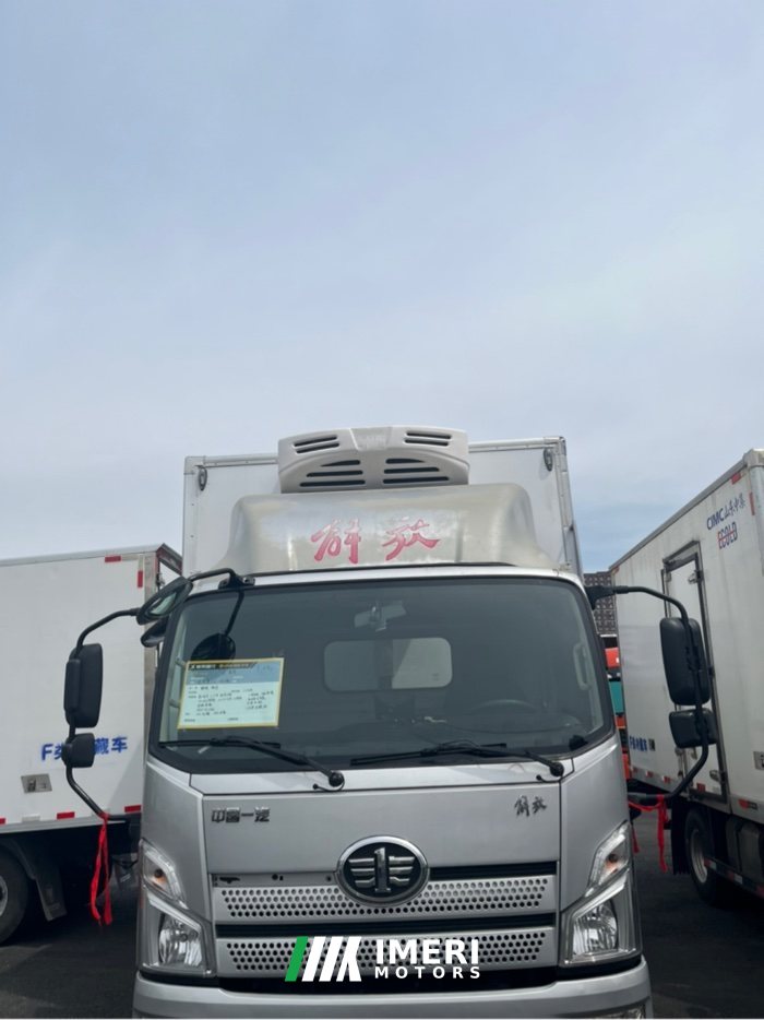 2020 FAW Jiefang Lestar 165 hp 6X2 4.2 m