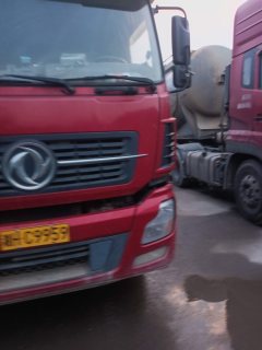 Dongfeng Tianlong 450 hp 6X4 - ფოტო 3