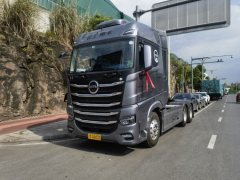 BAIC Heavy Truck Dream Chaser 580 hp 6X4 - photo 2