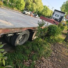 13.75 m x3 m 3 flatbed semi-trailer - photo 3