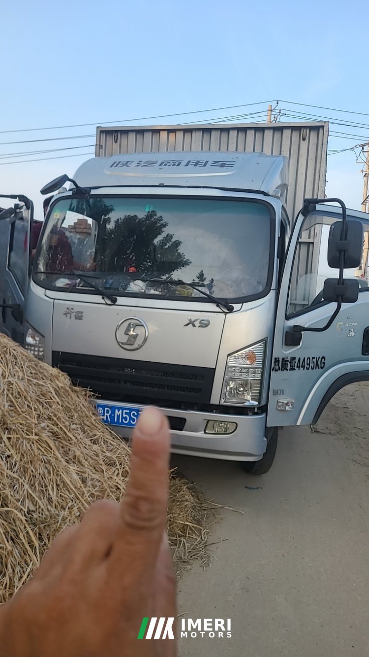 2022 Shacman X9 131 hp 4X2 4.2 m