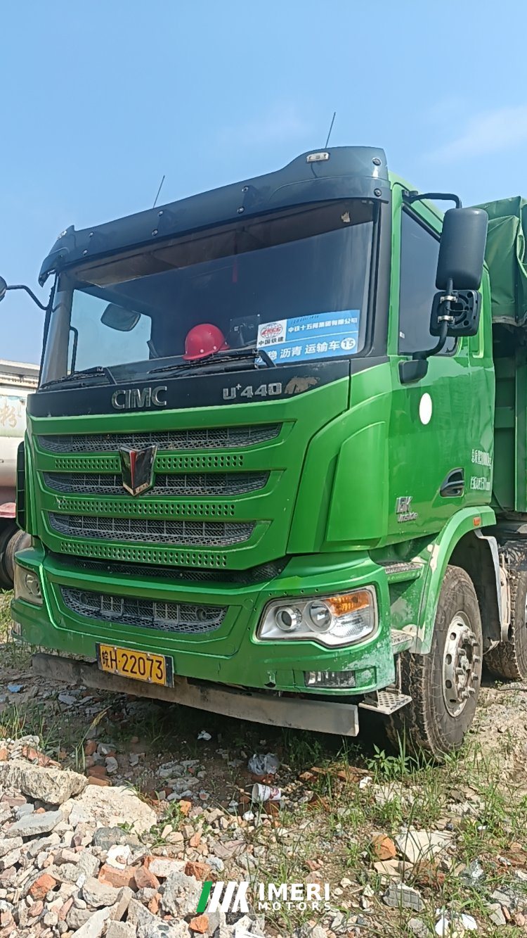 United Trucks U 390 hp 8X4 7.6 m - სატვირთო ჩინეთიდან