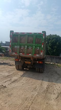 United Trucks U 390 hp 8X4 7.6 m - ფოტო 3