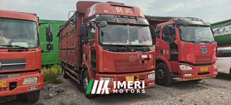 2020 FAW Jiefang J6L 240 hp 4X2 6.75 m