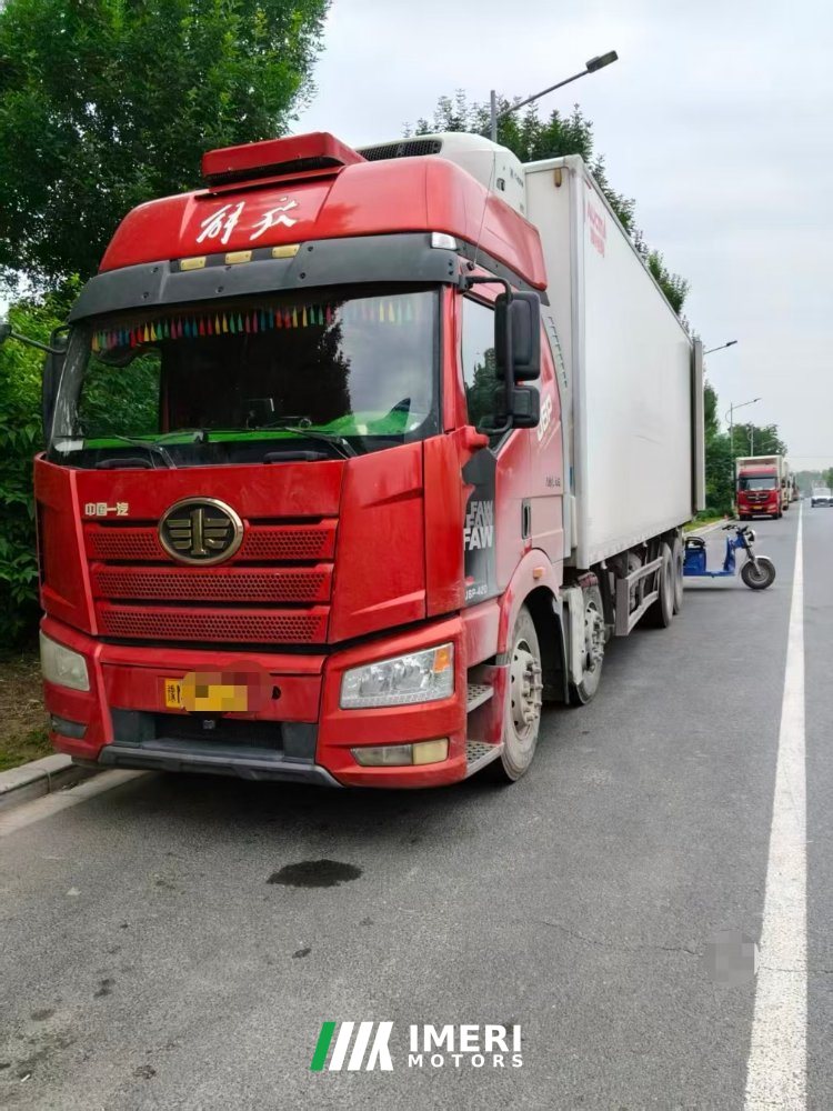 2019 FAW Jiefang J6P 420 hp 9.6 m