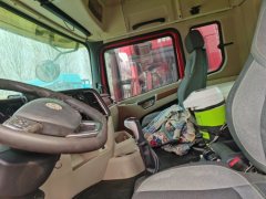 Shacman Delong X5000 480 hp 6X4 - photo 6