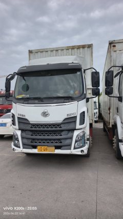Dongfeng Liuzhou Chenglong M3 200 hp 4X2 8.3 m - ფოტო 2
