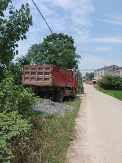 Dongfeng 180 hp 4X2 4.2 m - ფოტო 3