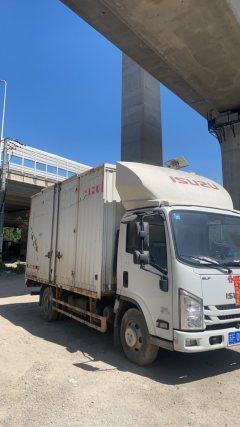Jiangxi Isuzu EC 116 hp 4X2 4.2 m - ფოტო 2