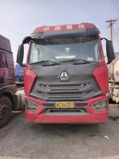 Sinotruk HOWO TS5 460 hp 6X4 - photo 1