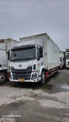 Dongfeng Liuzhou Chenglong M3 200 hp 4X2 8.3 m - ფოტო 1